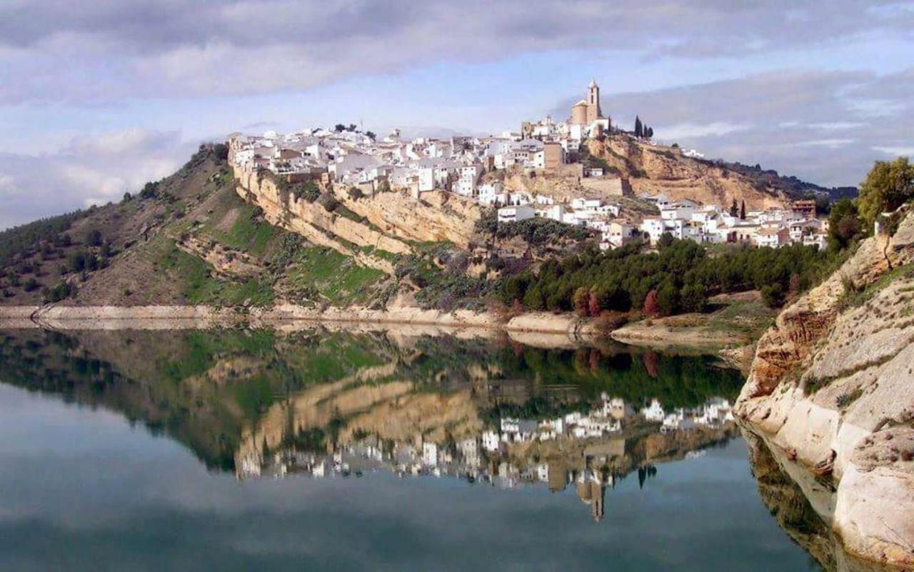 Cortijo De La Cruz Villa Iznájar Exterior foto